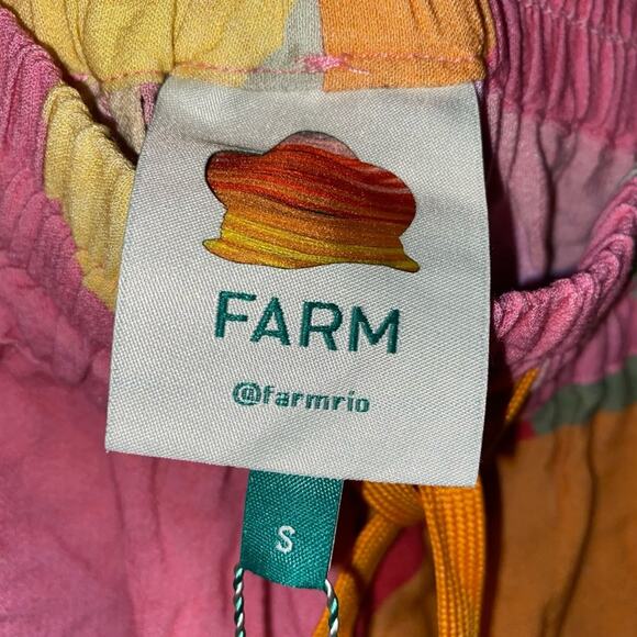 NWT FARM Rio $179 Tropical Sunset Uni Short Size Small NEW sz Small - Picture 3 of 15